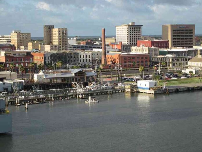Galveston Hotels with Cruise Parking